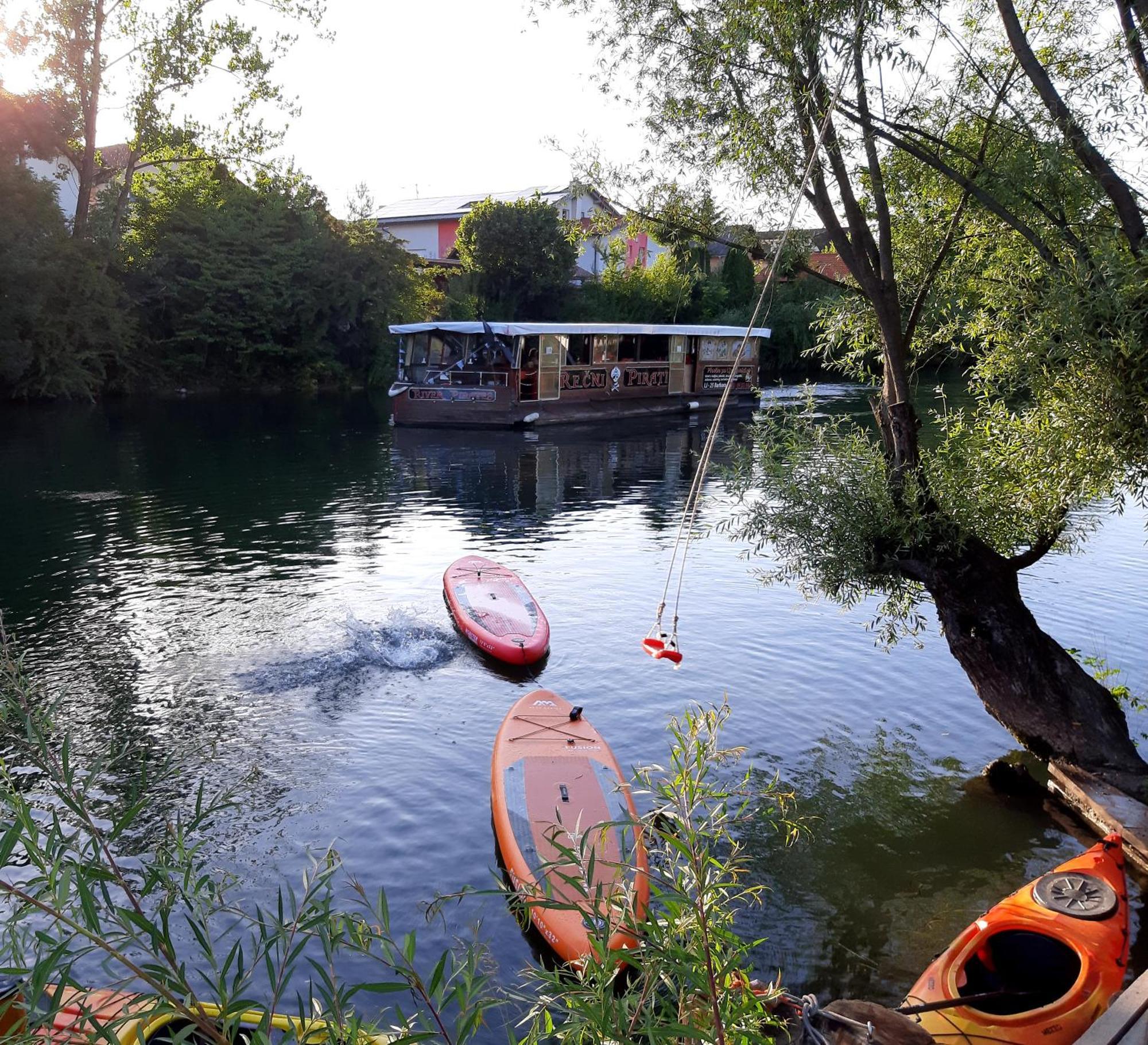 River Houses Ljubljanica ลูบลิยานา ภายนอก รูปภาพ